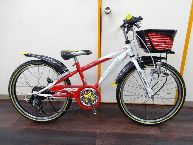 ブジン:直接取引のみ】ブリジストン クロスファイヤー 22インチ Xmas