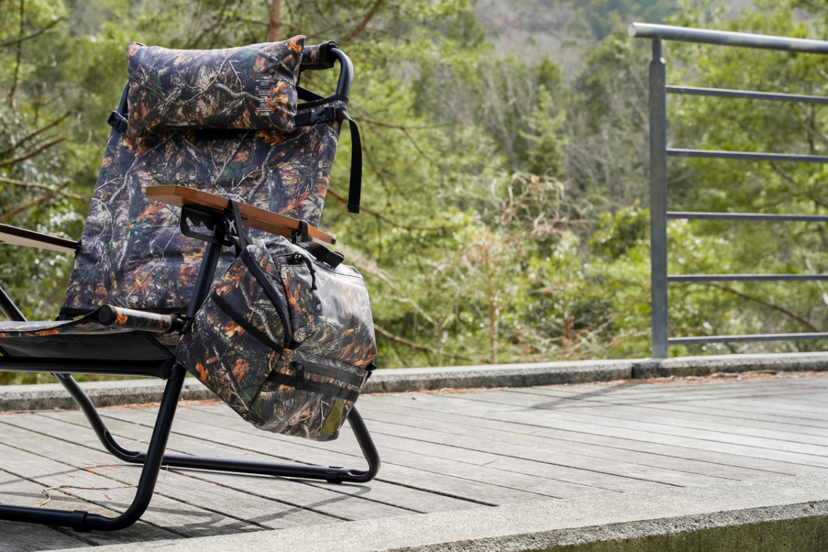 アッソブオリジナル カモ ローバーチェアマルチクッション付