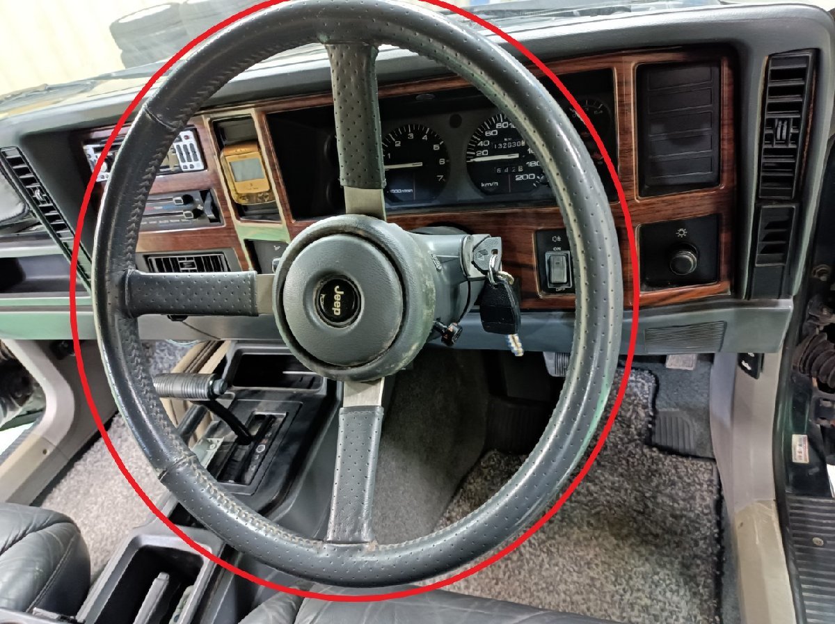 Jeep チェロキーXJステアリングホイール 3スポーク Jeep チェロキーXJ