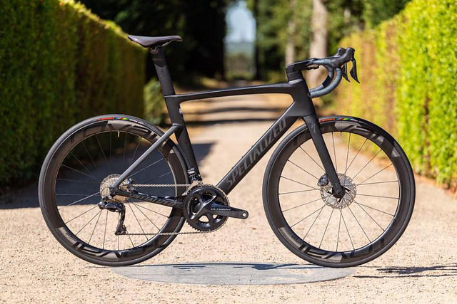 SPECIALIZED VENGE PRO DISC 発表 S-WORKS踏襲の高コスパモデル | IT